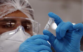 Brasil acumula 159,4 mil mortes por covid-19 desde início da pandemia