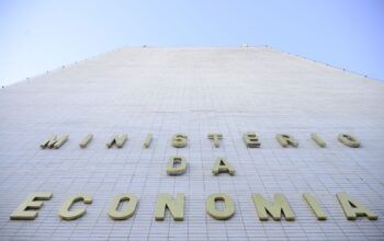 Dívida bruta do governo deverá encerrar o ano em 96% do PIB