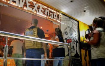 Festa clandestina com mais de 200 pessoas no bairro Tarumã é esvasiada pela polícia