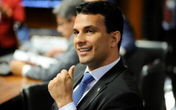 Mulher de 22 anos registra BO contra senador Irajá Abreu por estupro