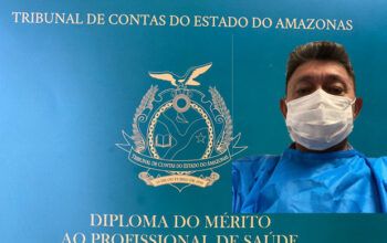 TCE concede ao médico Nelson Barbosa diploma de Honra ao Mérito por sua atuação no enfrentamento à pandemia