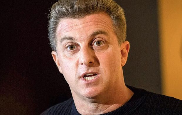 Luciano Huck declarou apoio ao candidato Eduardo Paes e desconversa sobre 2022