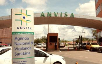 Anvisa autoriza retomada de testes de vacina chinesa