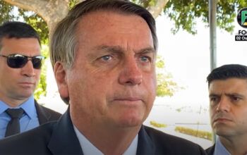 Bolsonaro levanta suspeitas sobre eleições municipais