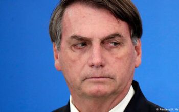 Bolsonaro  quer voto em papel 2022 e como Trum já questiona legitimidade da eleição