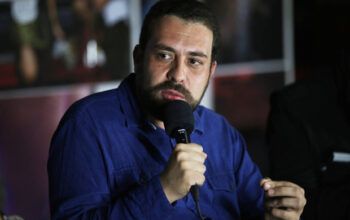 Campanha pede debate da Globo online após Boulos testar positivo para covid-19