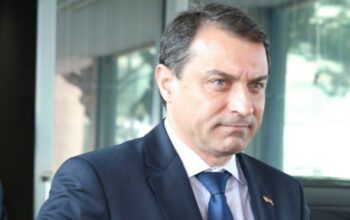 Carlos Moisés, governador de Santa Catarina é absolvido pelo Tribunal de Julgamento do impeachment