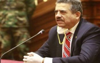 Manuel Merino, presidente interino do Peru anuncia renúncia ao cargo