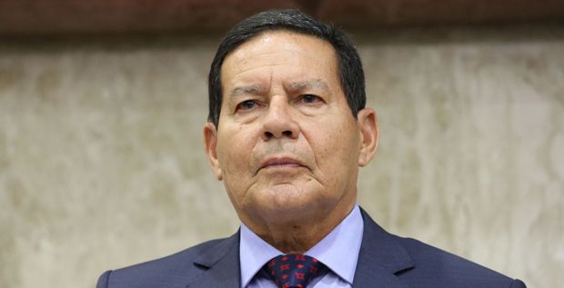 Mourão diz que resposta chinesa a Eduardo Bolsonaro foi “diplomaticamente errada”