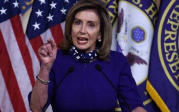 Nancy Pelos pede que Trump reconheça a derrota e democratas no Congresso "parem com o circo"