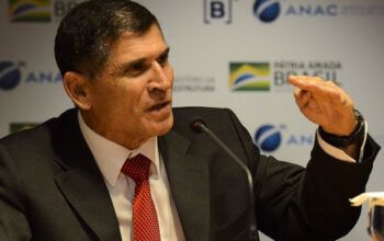 Reação do governo contra China é “deslumbramento infantil”, diz general