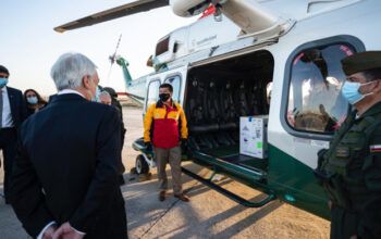 Chile inicia vacinação com imunizante da Pfizer-BioNTech