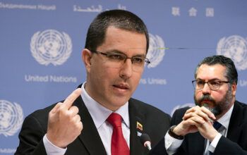 Ernesto Araújo precisa de ajuda médica, diz chanceler da Venezuela (vídeo)