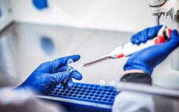 Estados Unidos aprovam uso emergencial de vacina da Pfizer contra Covid-19