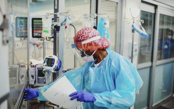 EUA registram novo recorde de contágios e mortes do coronavírus 24 horas