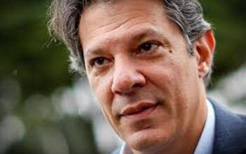 “Moro decidiu receber sua parte no golpe em dinheiro”, acusa Haddad