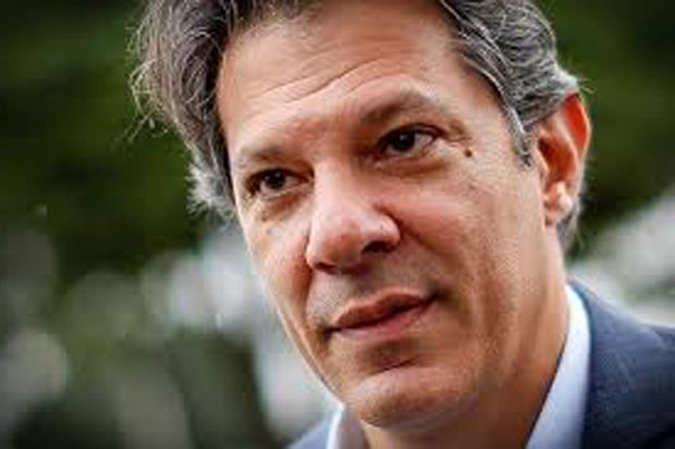 “Moro decidiu receber sua parte no golpe em dinheiro”, acusa Haddad