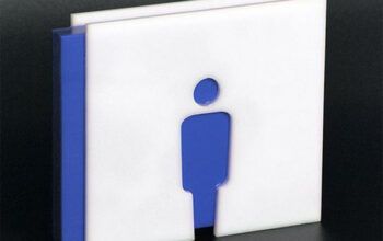 Supermercado é condenado por negar a idoso acesso ao banheiro