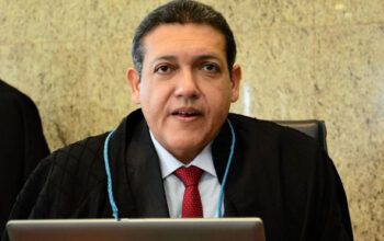 Trecho da Lei da Ficha Limpa é supenso por Kassio Nunes