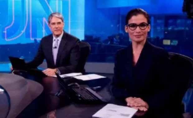 Bolsonaro diz que Bonner mente no Jornal Nacional com aquela cara de pastel