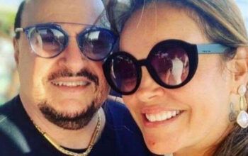 Companheira de Paulinho do Roupa Nova é acusada agredir e trair o cantor, diz colunista