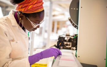 México aprova uso emergencial da vacina desenvolvida pela AstraZeneca em parceria com a Universidade de Oxford