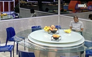 Anitta se pronuncia sobre falas de Karol Conká: 'Me dá agonia'