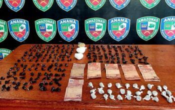 Policiais do 3° GPM de Anamã prendem 2 homens por tráfico de drogas