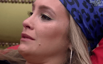 Carla desabafa com Pocah sobre Arthur: "Tô me sentindo envergonhada"