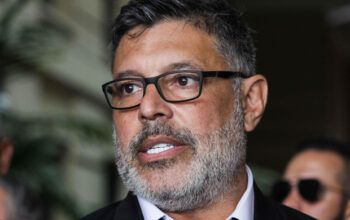 Alexandre Frota protocola seu 6º pedido de impeachment de Bolsonaro