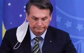Após mais de um ano de pandemia, Bolsonaro cria Secretaria de Enfrentamento à Covid-19