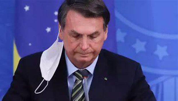 Após mais de um ano de pandemia, Bolsonaro cria Secretaria de Enfrentamento à Covid-19