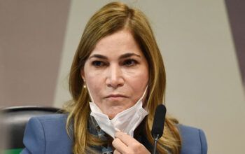 Capitã cloroquina admite que pressionou Manaus