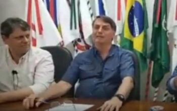 Em mensagem velada Bolsonaro indaga Omar Aziz é Eduardo Braga: "Que seria de Manaus sem a Zona Franca"?
