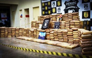 Em Novo Airão dois colombianos são presos com 600 quilos de maconha