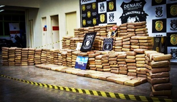 Em Novo Airão dois colombianos são presos com 600 quilos de maconha