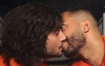 Fiuk e Gil do Vigor se beijam em novo clipe do cantor