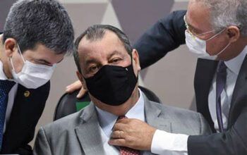 Governo Bolsonaro vai desmoronar', diz Aziz sobre escândalo da Covaxin