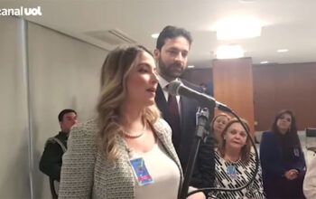 Médicos do CFM participaram de reunião de "gabinete paralelo" com Bolsonaro