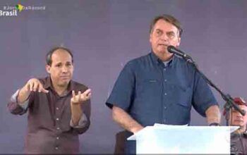 Quem buscou armar denúncia de corrupção sobre Covaxin vai "se dar mal", diz Bolsonaro