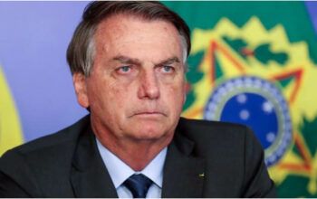 Estado de saúde de Bolsonaro é "grave" e requer "muitos cuidados", diz site