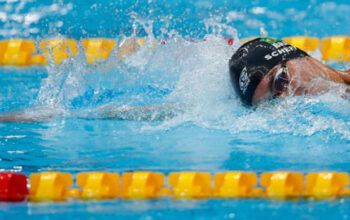 Fernando Scheffer  fatura bronze na Olimpíada na prova dos 200 metros livre