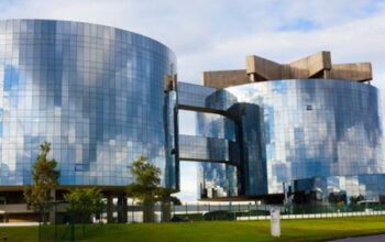 MPF pede que Aras apure ataques de Bolsonaro ao TSE