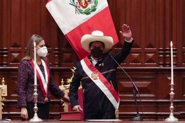 Pedro Castillo Toma Posse Como Presidente Do Peru Mundo Matraqueiro