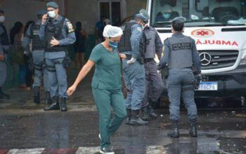 Homem é espancado por populares ao ser flagrando aliciando uma criança