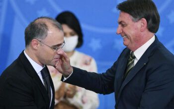 Alcolumbre trava indicação de André Mendonça