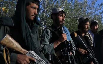 Antes de deixar o Afeganistão, exército dos EUA destruiu blindados e sistema antimíssil