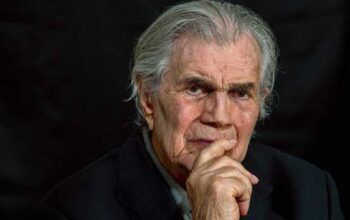 Bolsonaristas usam morte de Tarcísio Meira para atacar CoronaVac