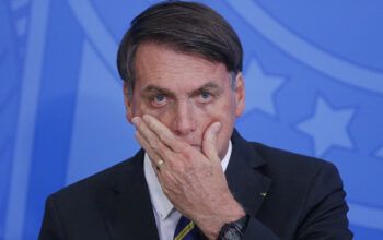 Bolsonaro pode ser indiciado por curandeirismo