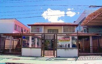 Casa de Agnaldo Timóteo avaliada em R$ 10 milhões é invadida